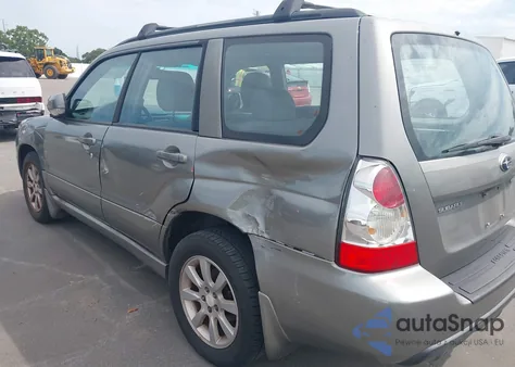 2006 Subaru Forester 2.5X из США, поврежденный, VIN JF1SG65646H752479